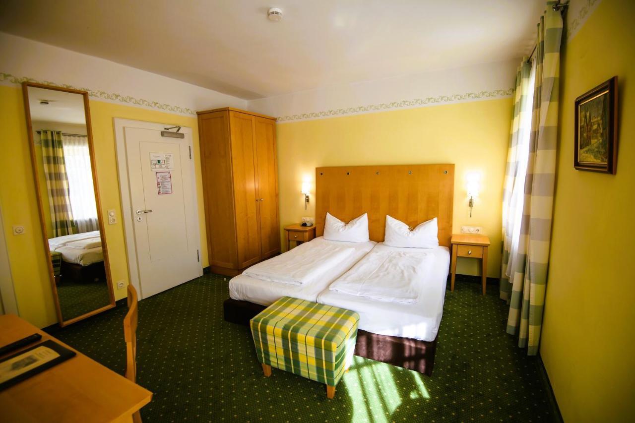 Hotel Rosenheimer Hof Traunstein Extérieur photo