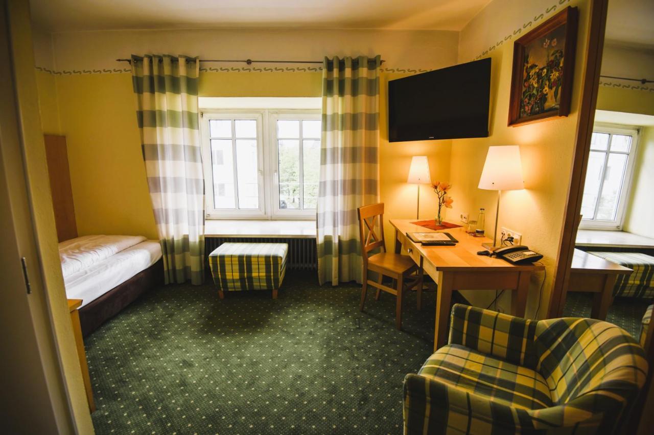 Hotel Rosenheimer Hof Traunstein Extérieur photo