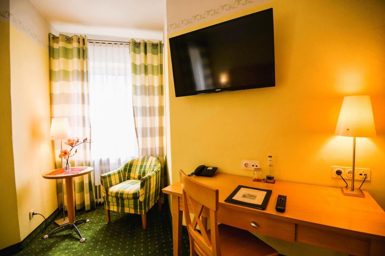 Hotel Rosenheimer Hof Traunstein Extérieur photo